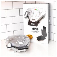 UNCANNY BRANDS STAR WARS DELUXE MILLENNIUM FALCON WAFFLE MAKER