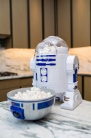 Uncanny Brands Star Wars R2D2 Popcorn Maker- Fully Operational Droid Kitchen Appliance