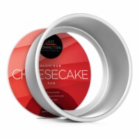 8 x 3 Round Pan with Removable Bottom by Last Confection