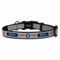 GameWear RNC-MLB-NEY-T New York Yankees Toy Baseball Collar in Reflective