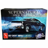 AMT AMT1124 Skill 2 Model 1967 Chevrolet Impala Sport Sedan Supernatural 2005 TV Series Kit f