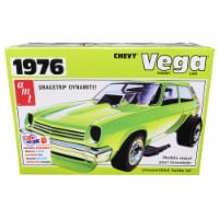 AMT AMT1156 Skill 2 Model Kit 1976 Chevrolet Vega Funny Car 1 by 25 Scale Model