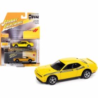 Johnny Lightning JLCT006-JLSP147A 2010 Dodge Challenger R-T Detonator Yellow with Black Strip