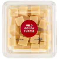 Upper Cut Cubed Mild Gouda Cheese Perspective: Main