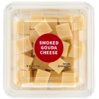 Upper Cut Cubed Smoked Gouda Cheese Perspective: Main