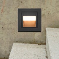 Vonn Lighting VOS55477BL 3.5 in. 2 watts Modern VOS55477BL Low-Voltage Integrated LED Outdoor