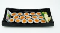 Yummi Sushi Hoso Maki Salmon Roll Perspective: Main