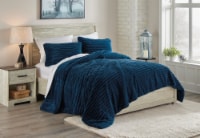 HD Designs Cut Fur Comforter Set King - Blue Perspective: Main
