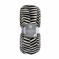HD Designs Oversized Throw Blanket - Hedge Perspective: Main