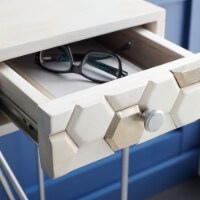 SAFAVIEH Raveena Desk White Washed / Silver