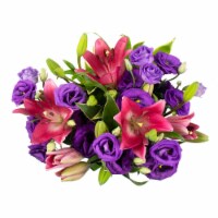 Elegant Lisi Mixed Flower Bouquet Perspective: Main