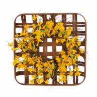 Glitzhome Bamboo Tobacco Basket With Artificial Winter Jasmine Wreath