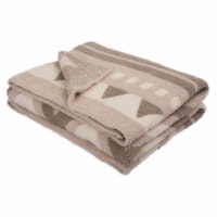 Glitzhome Knitted Polyester Geometric Pattern Feather Yarn Throw Blanket
