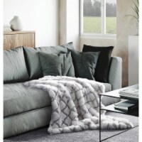 Makiyah Throw-Luxuriously Soft-Diamond Geometric Design-Rich Textures grey