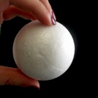 20 Styrofoam Balls 2.5 School Christmas Arts Crafts Modeling Smooth Polystyrene