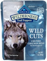 Blue Buffalo Wilderness Wild Cuts Dog Trail Toppers Chunky Chicken Bites in Hearty Gravy Perspective: Main