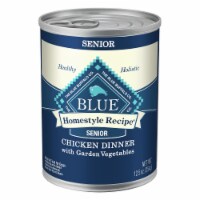 Blue Buffalo Homestyle Recipe Chicken with Vegetables Senior Dog Food Perspective: Main