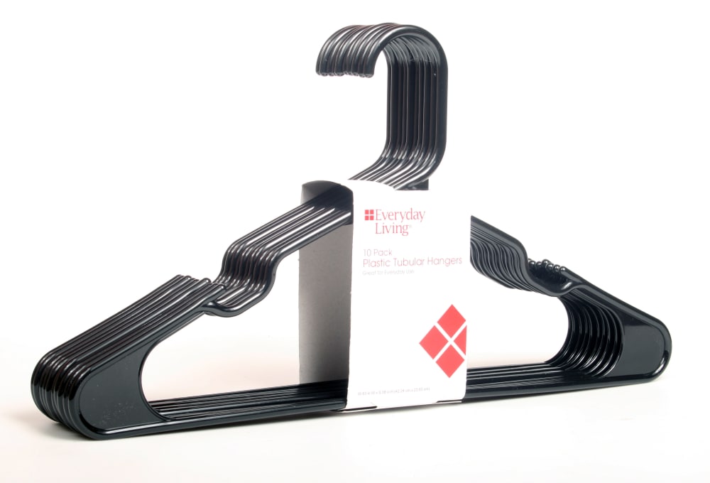 black hangers