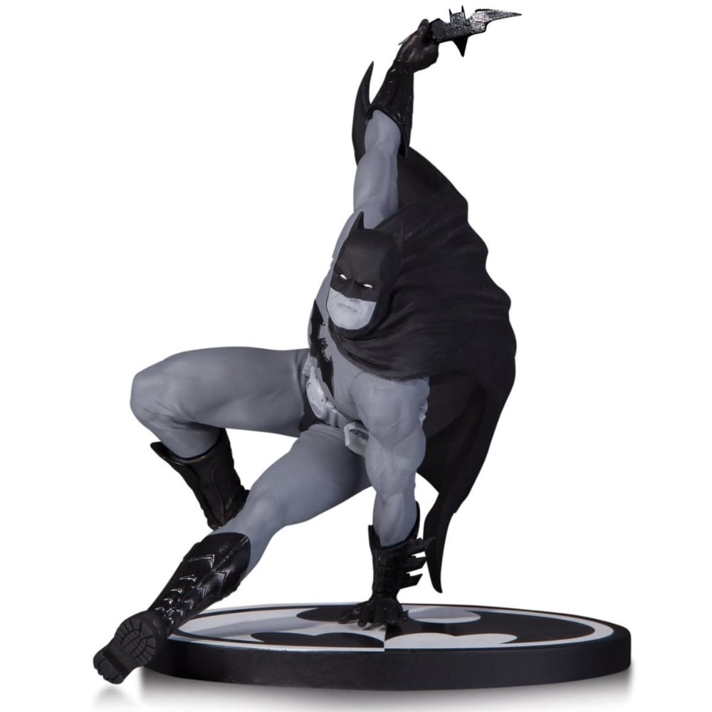 DC Comics Batman Black/White Statue Bryan Hitch Limited Ed DC Comics Batman Black/White Statue Bryan Hitch Limited Ed