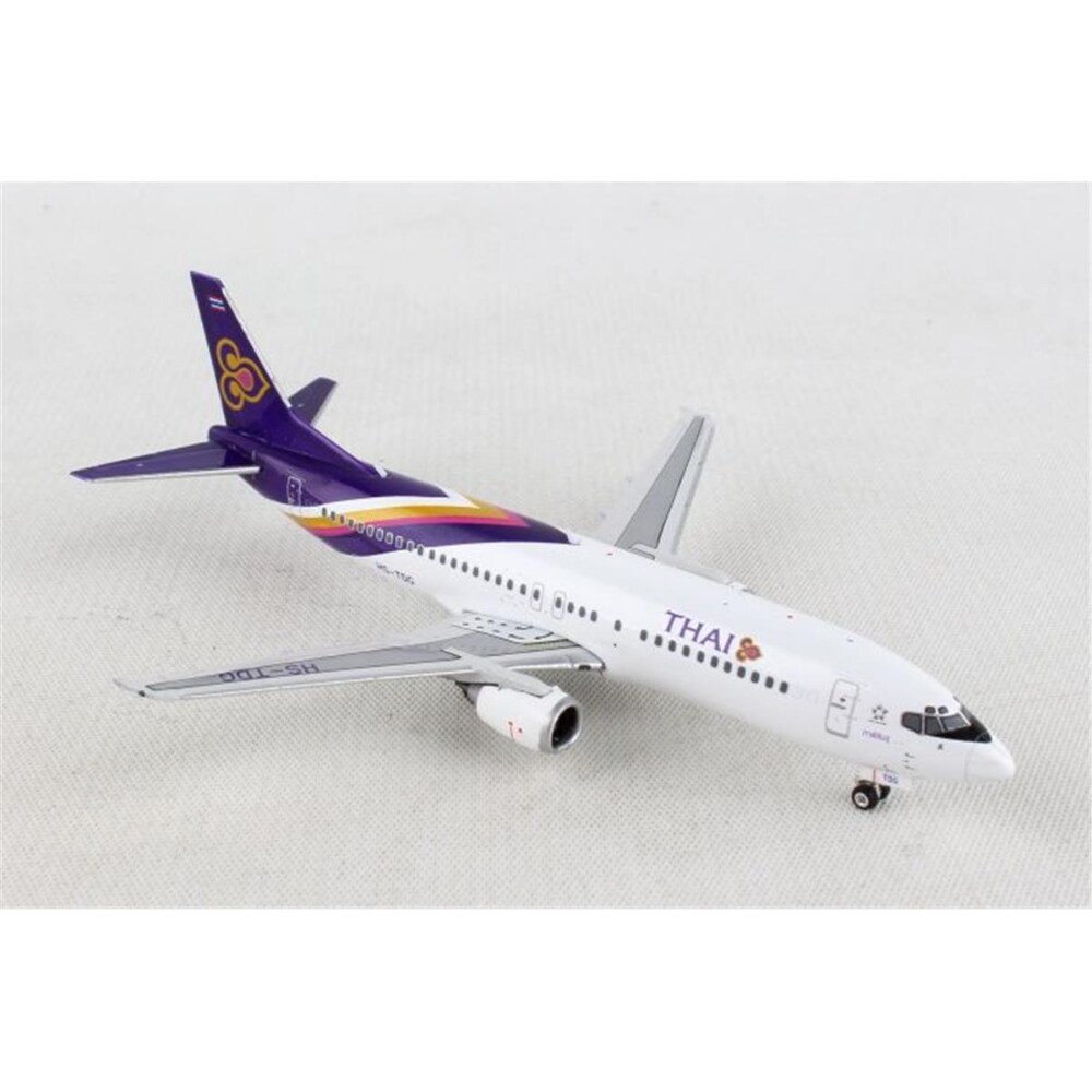 Phoenix Models 1:200 Thai Airways International B 737-4D7